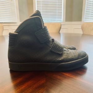 Nike Flystepper2K3 all black croc style